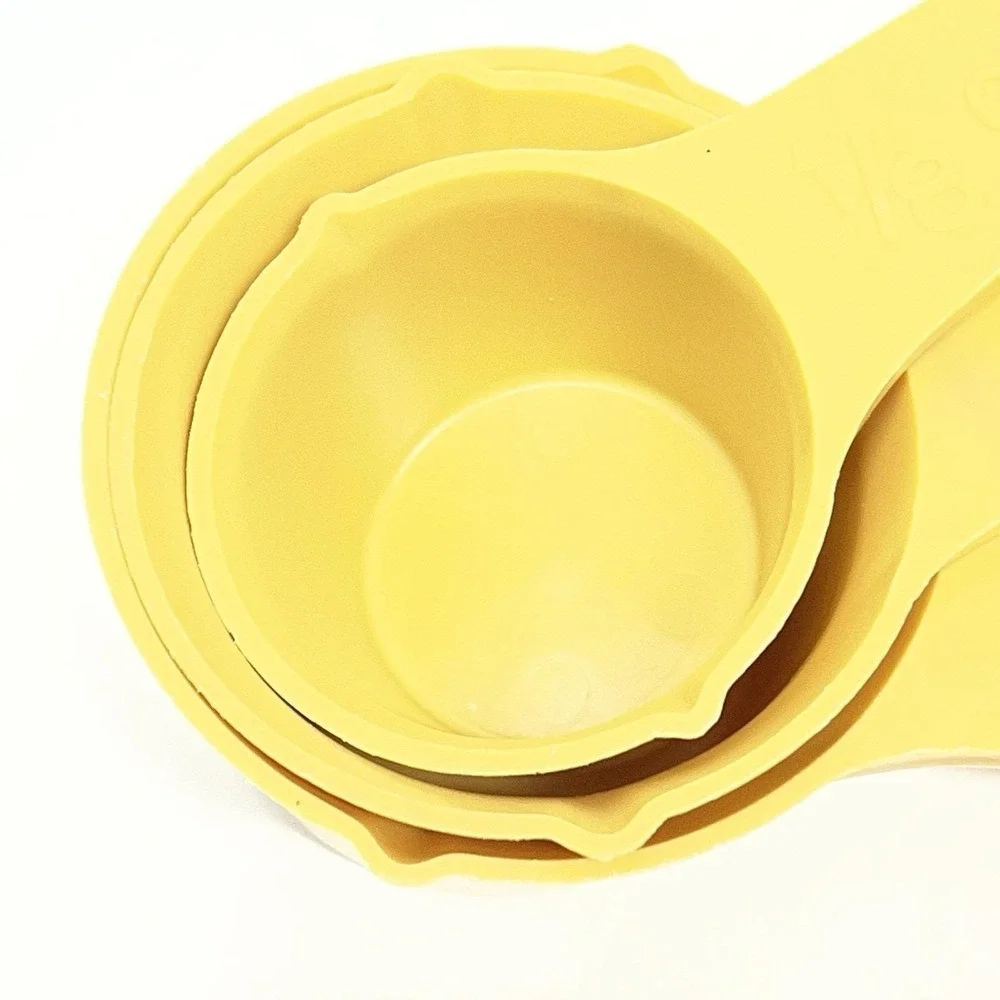 Vintage 1970s Foley Nesting Measuring Cups Spoons Set Of‎ 7 Piece Harvest Gold